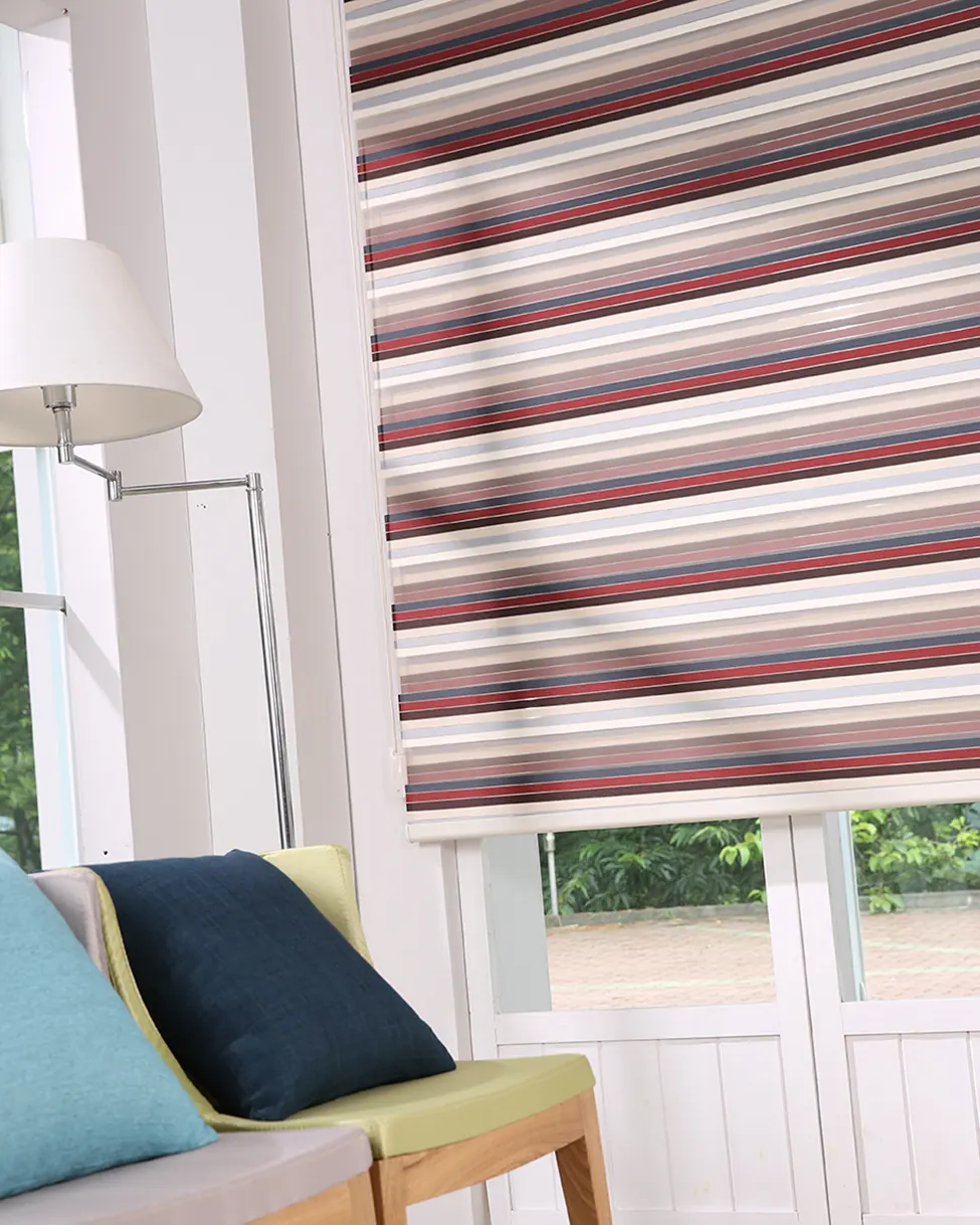 Doppelrollo freihängend